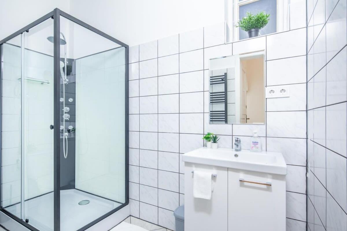 Very Central Convenient Flat Budapest Exterior foto
